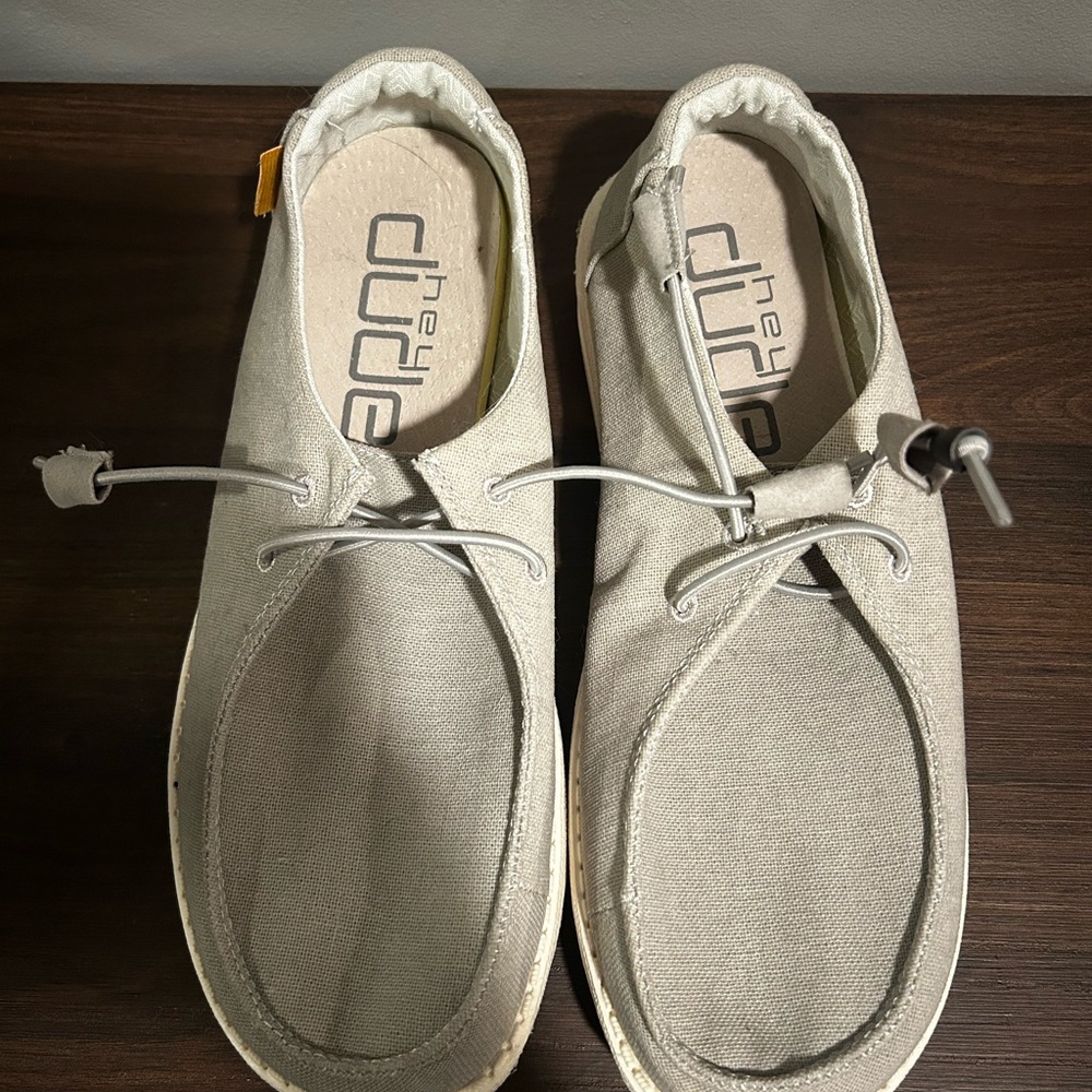 HEY DUDE Casual Grey Shoes
